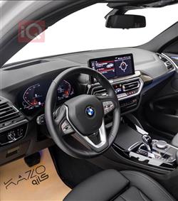 بی ئێم دەبڵیو X4